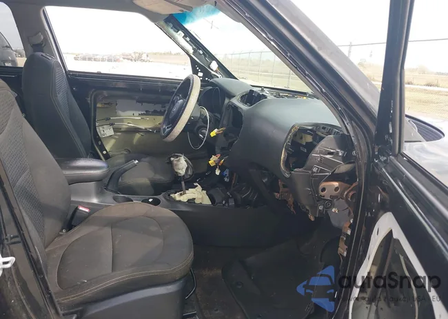 KNDJP3A57E7010163: 43785953