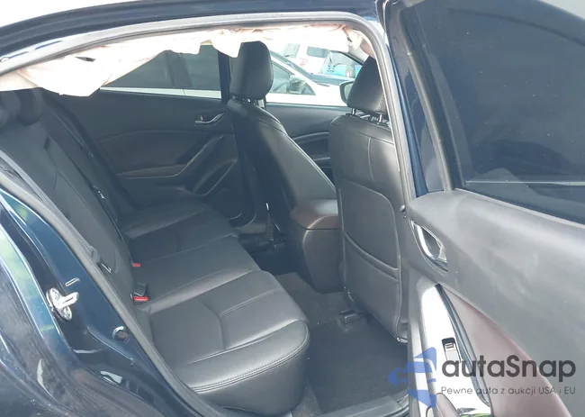 3MZBN1L35JM273694: 43787280