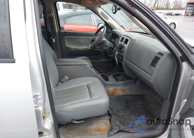 1D7HW58N95S228028: 43787371