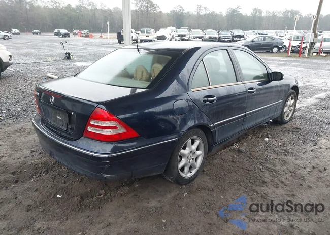 WDBRF64J92F256180: 43787480