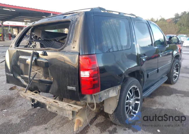 1GNSCBE03BR210294: 43786621