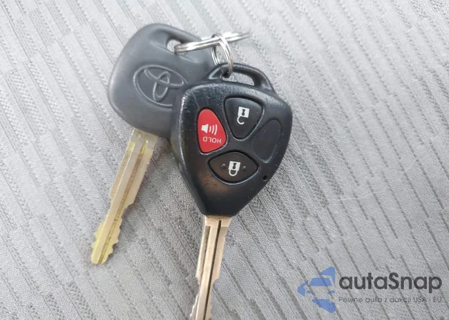 JTMBF4DVXAD026944: 43786644