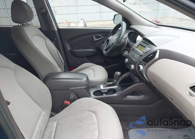 KM8JT3AF2FU953922: 43786712