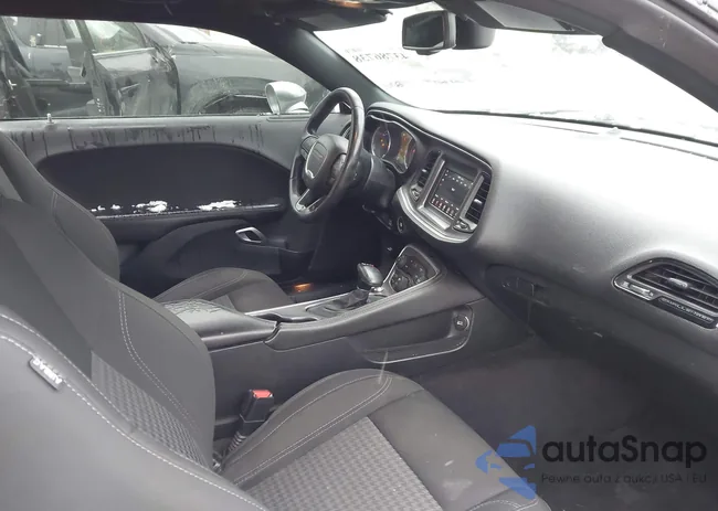 2C3CDZAG1JH317837: 43786738