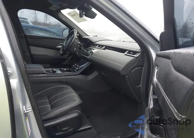 SALYL2RX8JA742754: 43786800