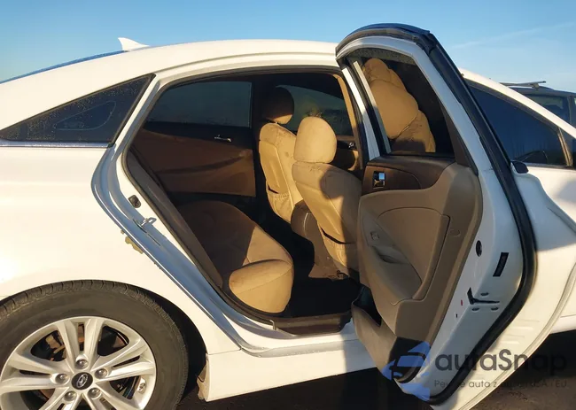 5NPEB4AC4EH893459: 43788071