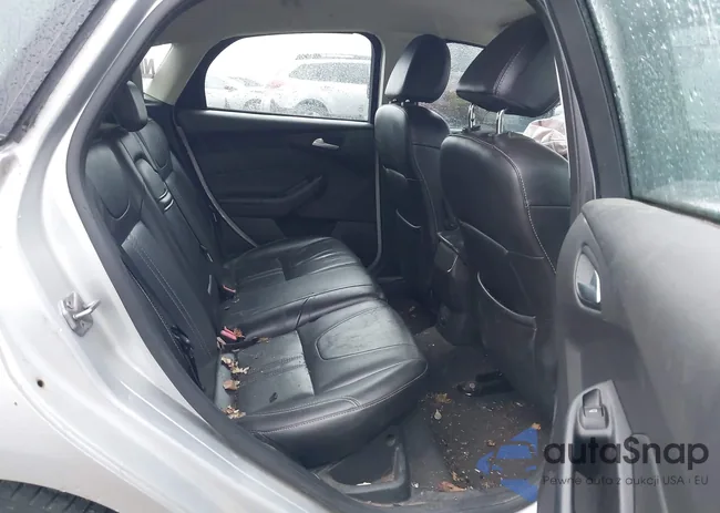 1FADP3K26DL337215: 43788144