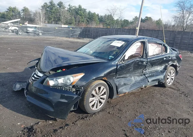 1HGCP2F73CA015973: 43788380