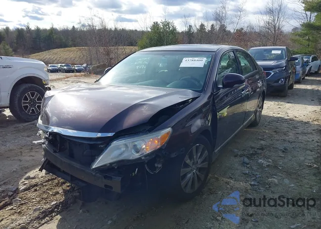 4T1BK3DB0BU435947: 43788400