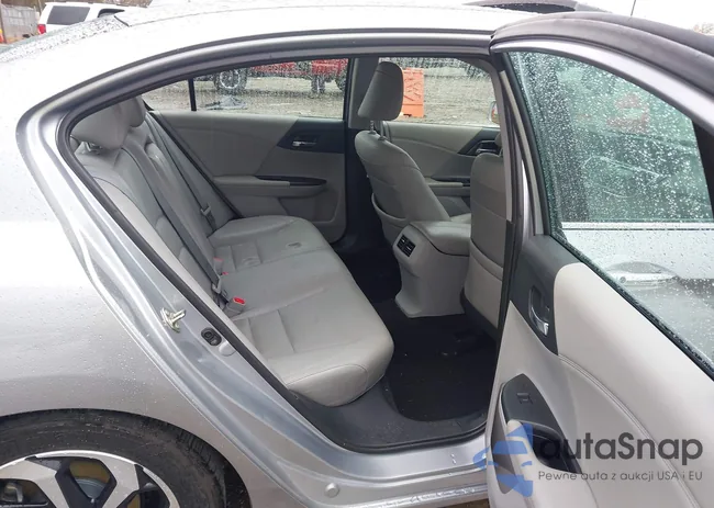 1HGCR2F94GA125433: 43788460