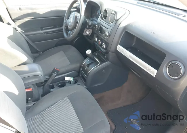 1C4NJDBB2GD638598: 43788480