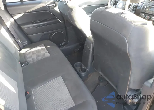 1C4NJDBB2GD638598: 43788480