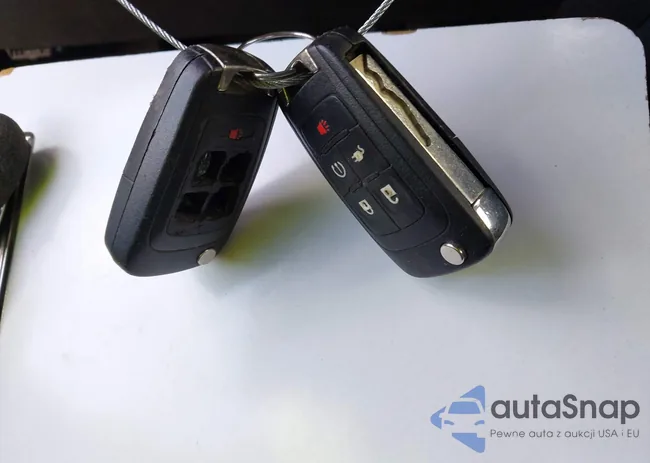 1G1RB6E42DU106408: 43788500