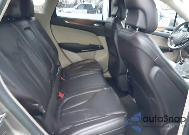 5LMCJ2D90HUL45315: 43788550