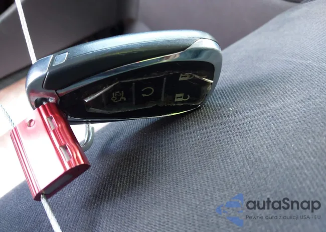 1G1ZE5STXHF198049: 43787794