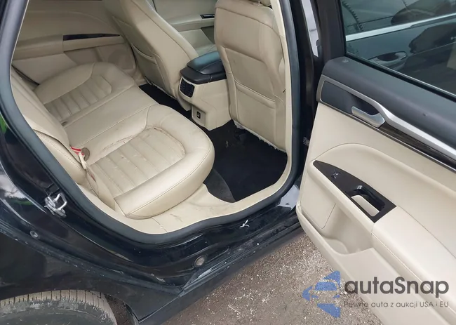 3FA6P0HDXGR331505: 43787889