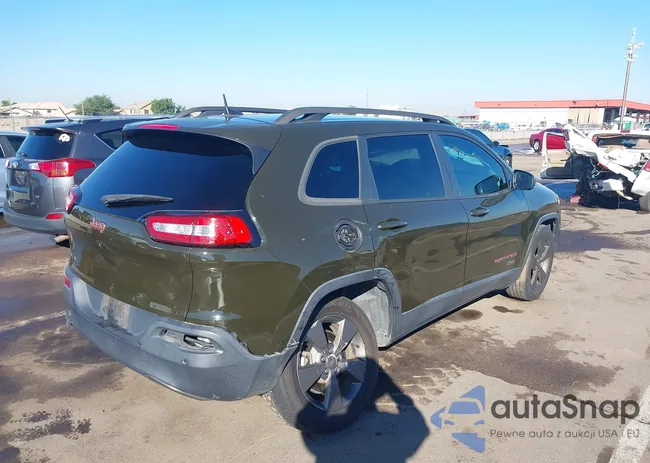 1C4PJMCB7GW235048: 43789097