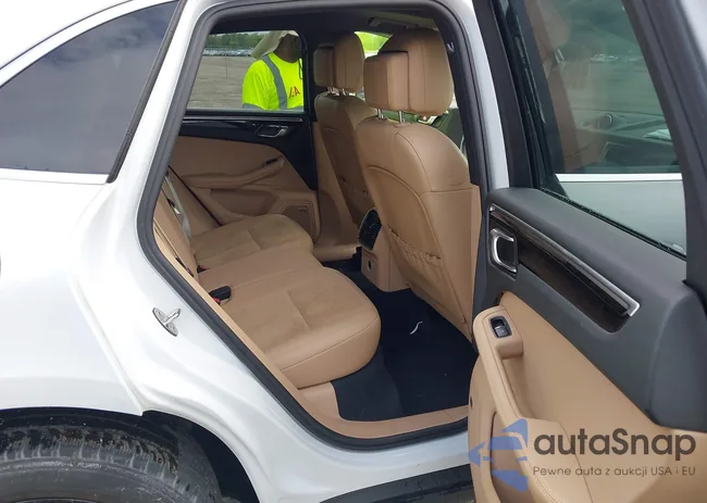 WP1AA2A59MLB12628: 43789128