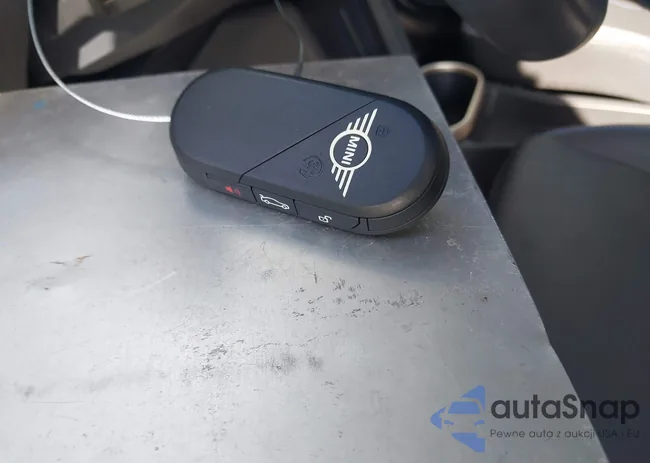 WMW23GD06S2W44996: 43789168