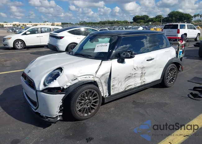 WMW23GD06S2W44996: 43789168