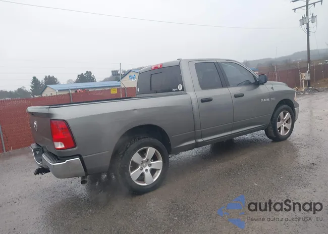 1D3HB18T29S735458: 43789338