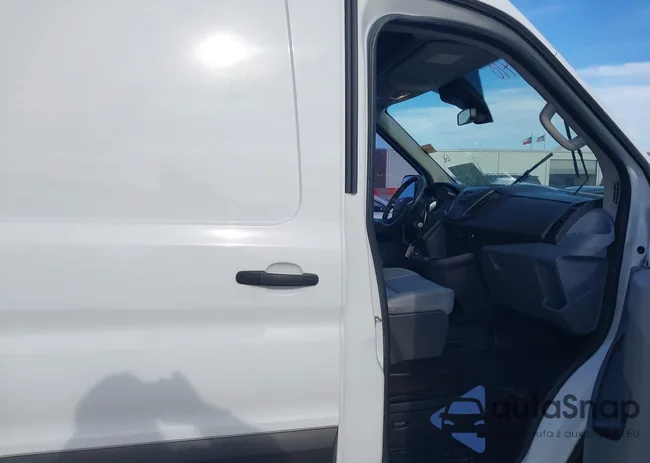 1FTYR2CM5KKB30222: 43789410