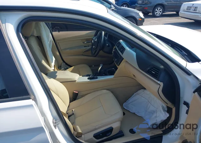 WBA3C1C58DF434636: 43788578