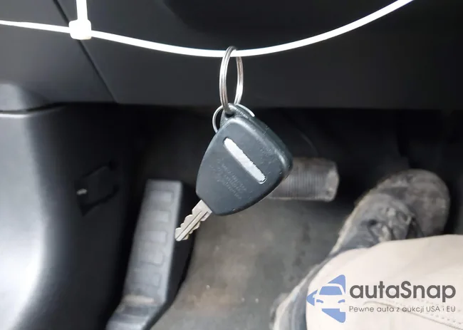 1C4NJDBB4GD671425: 43788722