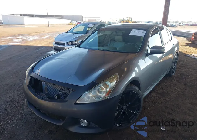 JN1CV6APXAM405261: 43788723