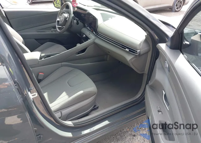 KMHLS4DG1SU933533: 43788743