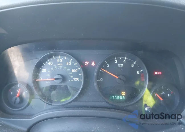 1C4NJDBB0CD578461: 43788783