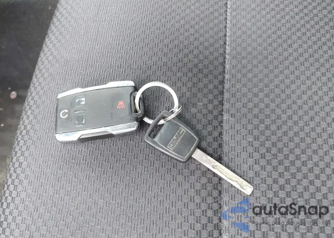 3GTP1UEC9EG131873: 43788941