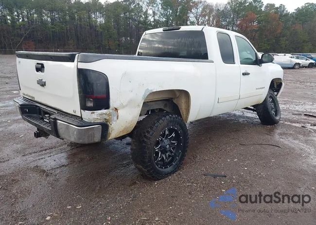 2GCEK19J281269151: 43789987