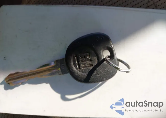 1GNSCKE02BR256876: 43790175