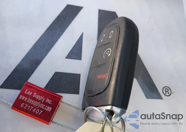 1C4PJLLB6MD108390: 43790235