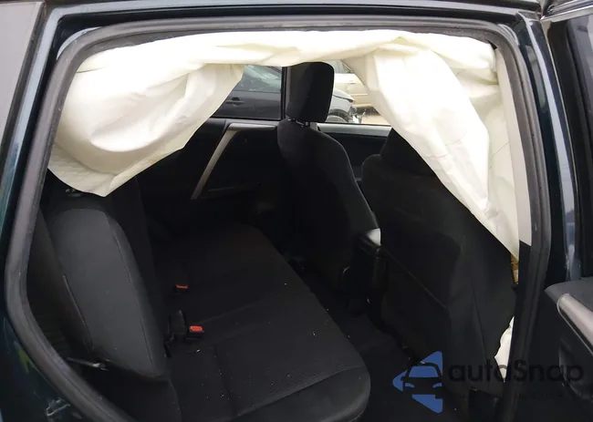 JTMZFREV3JJ739292: 43789705