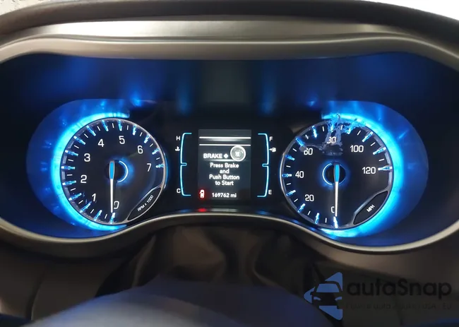 2C4RC1DG8HR833624: 43789737