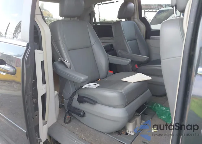 2C4RVABG8CR354271: 43791050