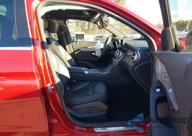 W1N0G8EB2MF940638: 43791248