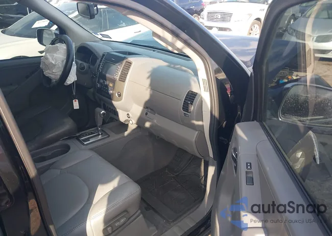 1N6AD0ER8KN755772: 43790810