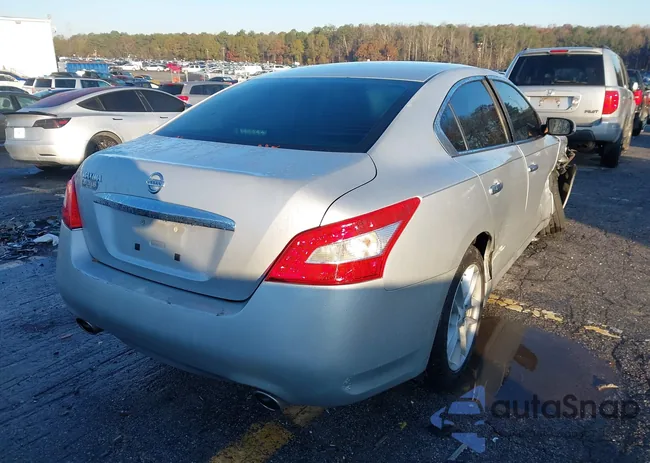 1N4AA5AP6BC810458: 43790856