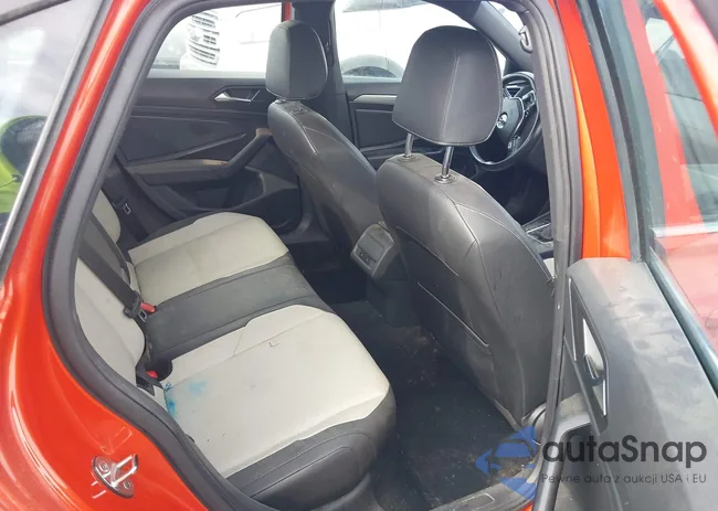 3VWC57BU3KM160166: 43790904