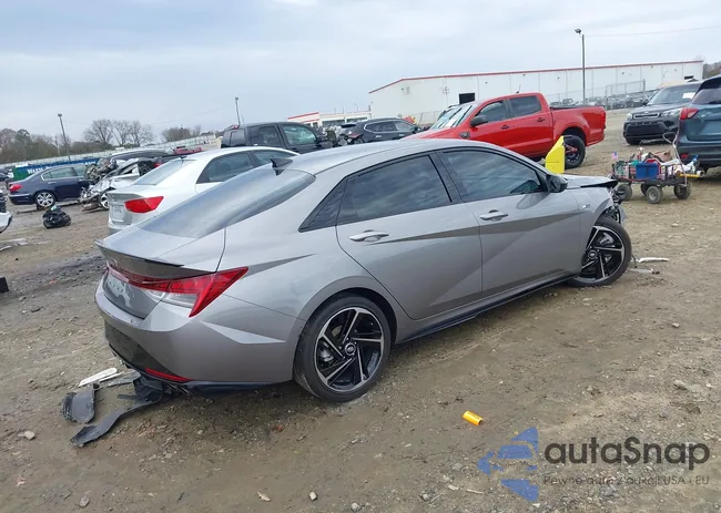 KMHLR4AF0PU607978: 43790946