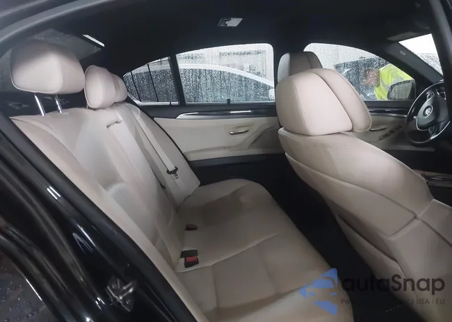 WBAFR9C59BC270922: 43791988