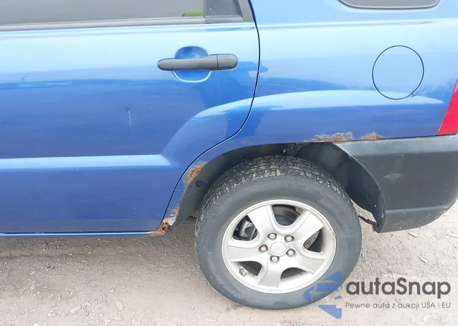 KNDJF724087467076: 43792057