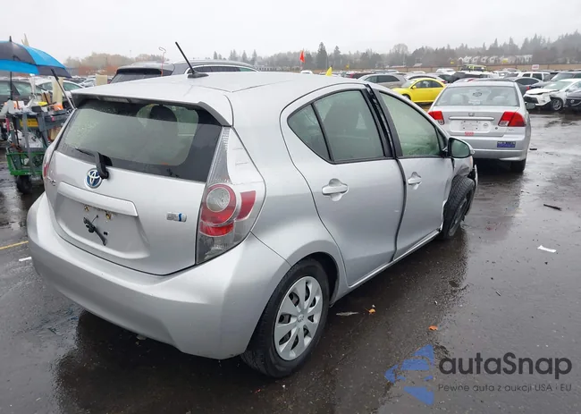 JTDKDTB32C1020593: 43792063