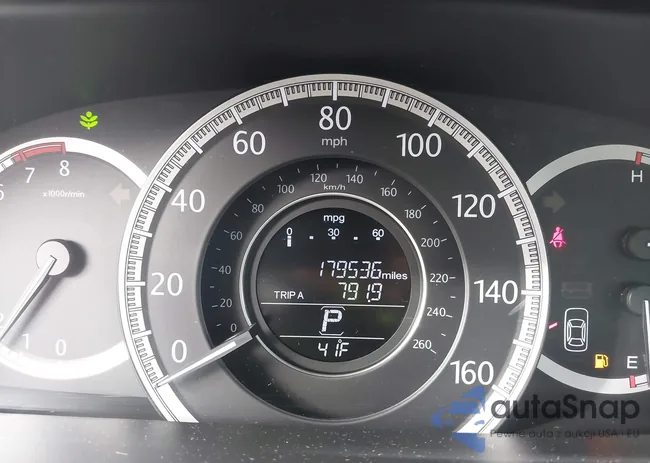 1HGCR2F8XDA218282: 43792094