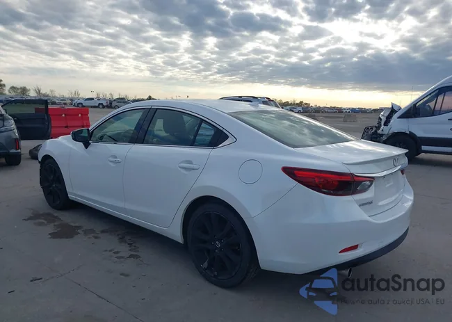 JM1GJ1W53G1407108: 43792143