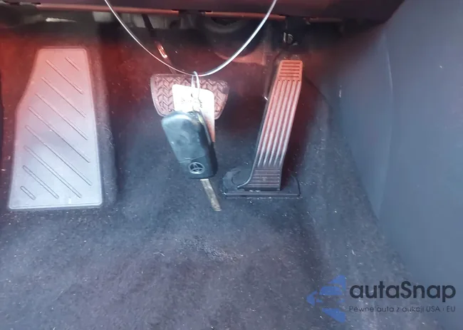 JTMH1RFV5KD017573: 43792157