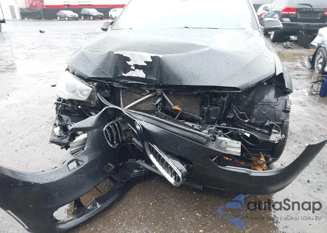 WBA5M4C58GD186895: 43792185